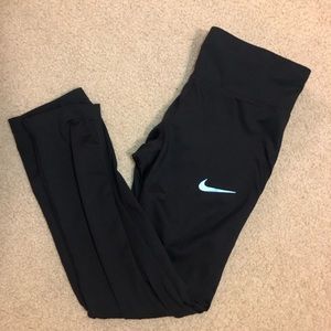 Nike Dri fit crop pants XS